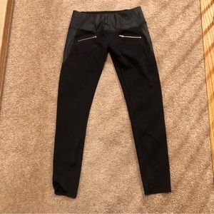 ADAY Throw & Roll Mid-rise Leggings - size M